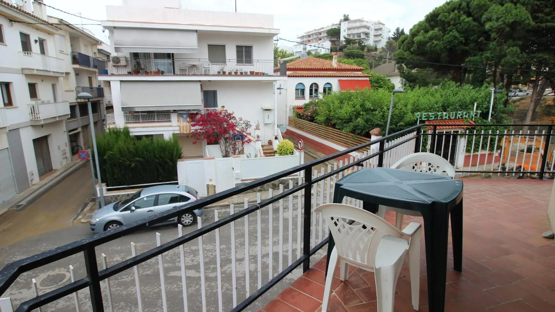 Apartamento Centrico, Luminoso A 100M De La Playa Con Balcon Y Wifi Llanca 0*,